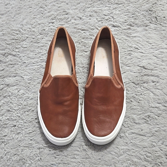 Keds tan leather slip ons shoes - Picture 1 of 12